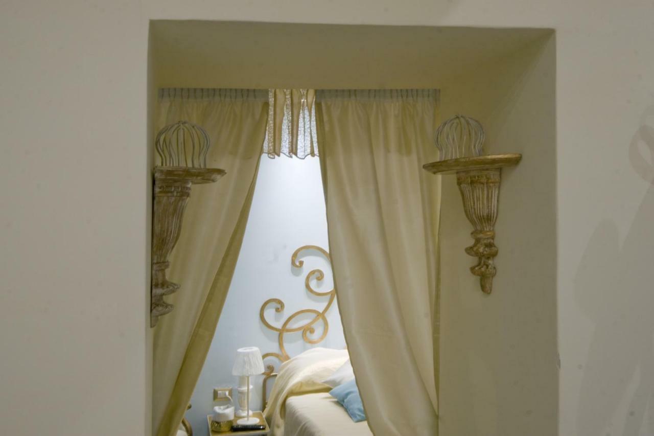 Chez Lumiere Villa Salerno Buitenkant foto